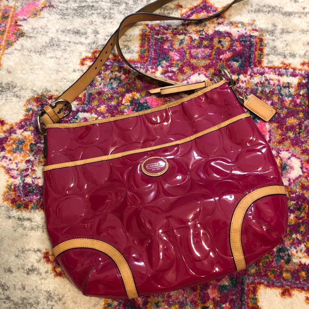 Coach pink crossbody bag! Well loved! Used cond.